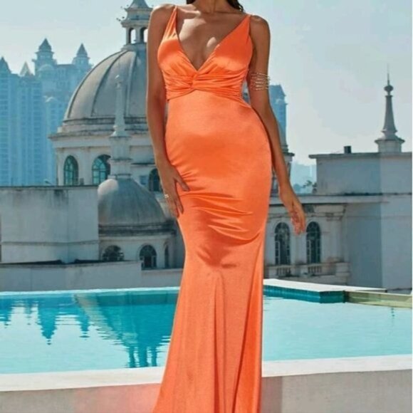 ORANGE GLAMOROUS SATIN DOPAMINE MERMAID SPECIAL EVENT MAXI DRESS - Picture 4 of 10